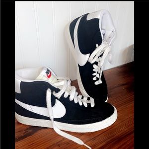 Nike Blazer Mid